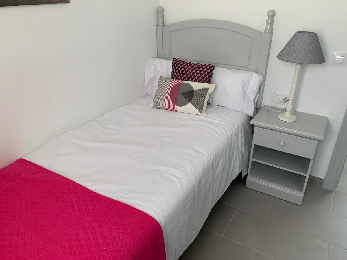 Apartamento En Playa Santo Tomas Es Migjorn Gran Bagian luar foto